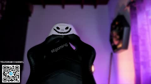 Sara online show from April 7, 7:38 pm