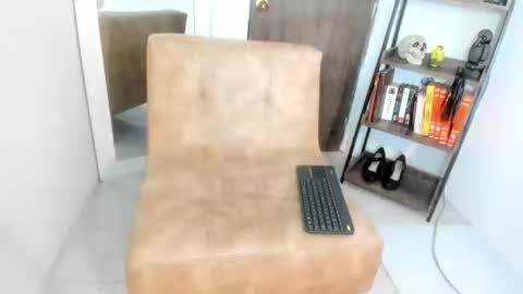 GIA online show from September 22, 8:57 pm