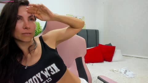 Gianna Liann  online show from January 9, 2:33 am