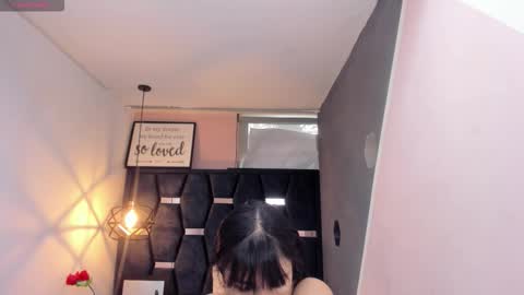 G I A  FOX online show from October 30, 1:23 pm