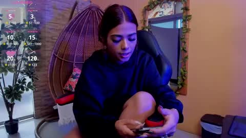 Gia  online show from March 5, 12:00 pm