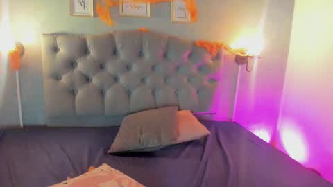 Snapshot of giannaslimjb chatting on October 6, 5:03 am giannaslimjb online show from October 6, 5:03 am