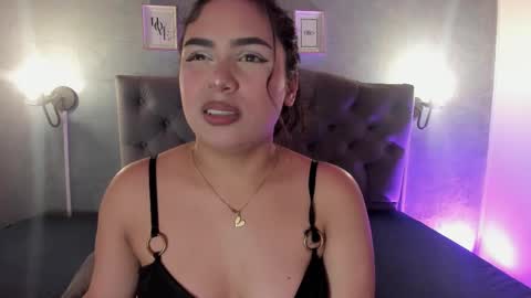 Snapshot of giannaslimjb chatting on September 20, 3:53 am giannaslimjb online show from September 20, 3:53 am