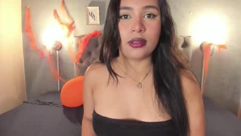 Snapshot of giannaslimjb chatting on October 28, 3:18 am giannaslimjb online show from October 28, 3:18 am