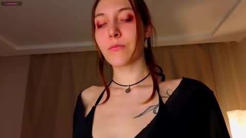 Mia online show from February 20, 6:54 pm