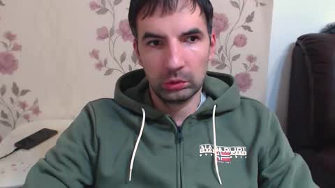 Gianni online show from February 8, 8:45 pm