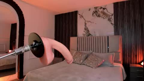 Gigi Doll online show from February 25, 11:36 am