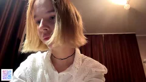 Snapshot of gigikray chatting on October 6, 7:10 pm Molly online show from October 6, 7:10 pm