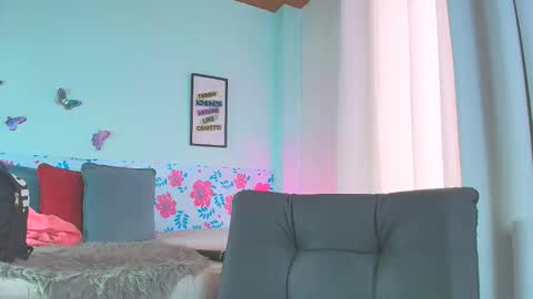 Sharlotte  online show from October 27, 8:20 pm