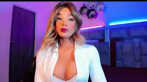 gigitremblay online show from February 14, 7:05 pm