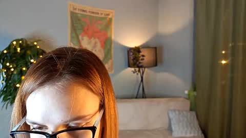 Anna online show from January 11, 2:23 pm