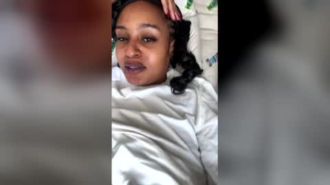 gina online show from April 9, 6:52 am