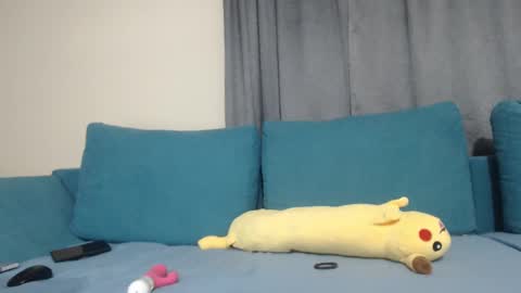 Gyna online show from February 21, 9:00 pm