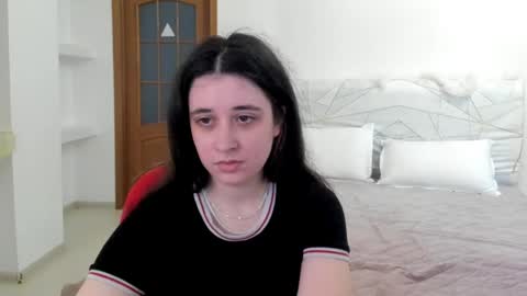 Kate online show from May 25, 9:48 am