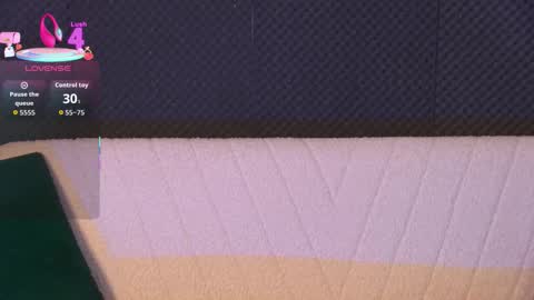 GinaMence online show from October 31, 7:03 pm