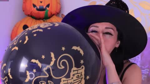 Ginn online show from October 31, 1:55 pm