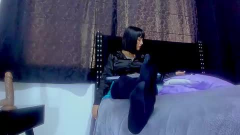 Miss online show from September 30, 6:40 pm