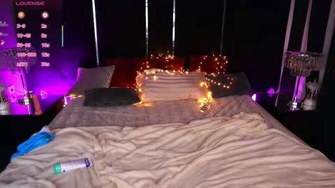 GinegerGazee online show from March 12, 6:50 am