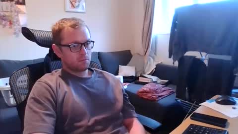 ginwood online show from November 12, 8:05 am