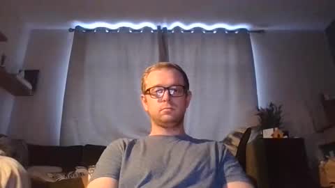 Snapshot of ginwood chatting on October 11, 4:54 pm ginwood online show from October 11, 4:54 pm