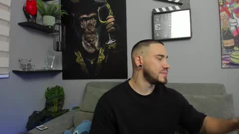 Snapshot of giorgio_leone2 chatting on February 27, 12:25 am Giorgio leone online show from February 27, 12:25 am