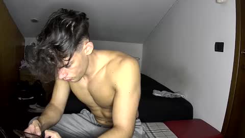 giovyyx online show from September 17, 9:35 am