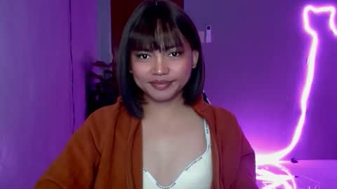 YOUR GIRL AXIE online show from December 16, 10:32 am