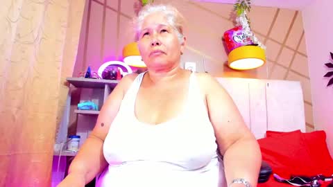 Girl Amada online show from March 2, 9:31 am