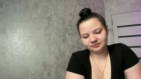 girl_cute07 online show from June 23, 3:25 am