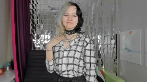 girl_next_doorr online show from February 1, 12:26 pm