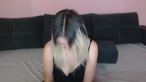 girlfarmers online show from December 4, 6:27 am