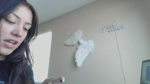 Jasmine online show from June 23, 5:08 pm