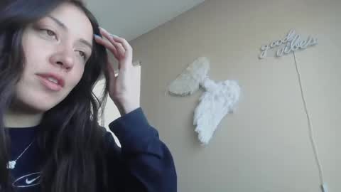 Jasmine online show from June 22, 4:58 pm