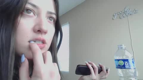 Jasmine online show from December 2, 5:33 pm