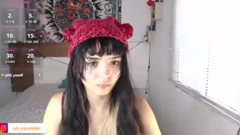 Ann online show from June 17, 6:24 pm