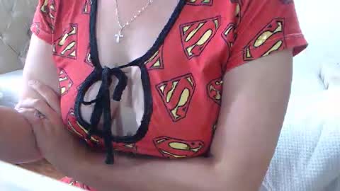 Victoria online show from December 20, 6:15 pm