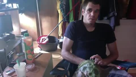 dutch rave guy c2c dutch online show from July 5, 6:53 am