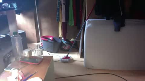 dutch rave guy c2c dutch online show from June 13, 2:49 pm