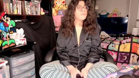 glaceon9 online show from April 2, 2:41 am