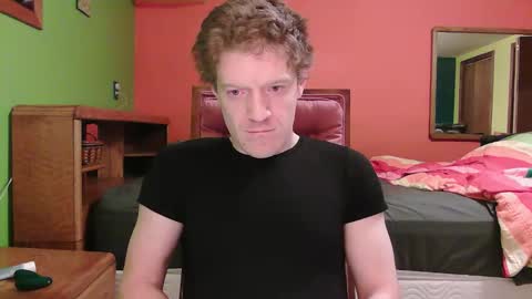 glam trans goddess online show from November 9, 6:10 pm