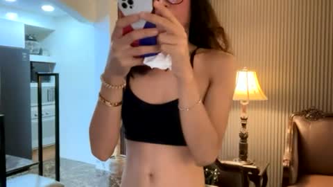 gleiahong online show from July 25, 12:52 am