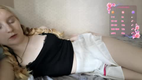 Laura online show from May 15, 9:28 am