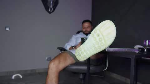 Matthew .. for short call me Matt online show from September 11, 6:42 pm