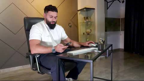 Matthew .. for short call me Matt online show from February 18, 10:03 pm