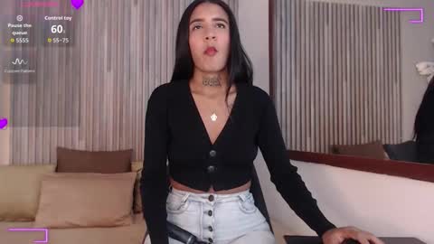 Dania online show from November 18, 9:29 pm