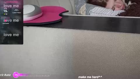 Snapshot of gloryaaaa chatting on October 17, 9:02 am I want to make you happy and lovense online show from October 17, 9:02 am