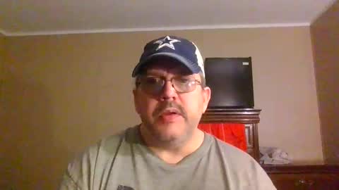 IDKIDCIDGAF online show from April 9, 1:09 am