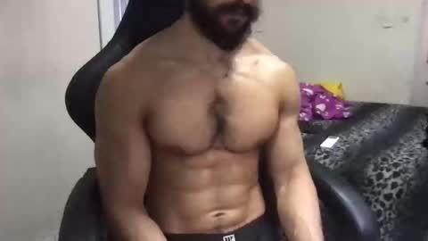 god hunkules online show from February 18, 4:14 pm