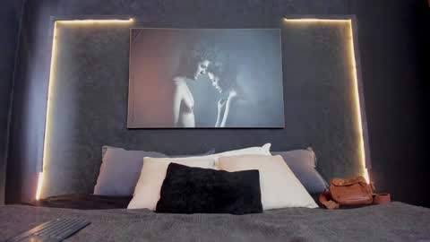 steven online show from December 15, 2:59 pm