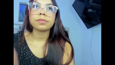 Snapshot of goddes_any chatting on October 17, 3:54 am goddes_any online show from October 17, 3:54 am